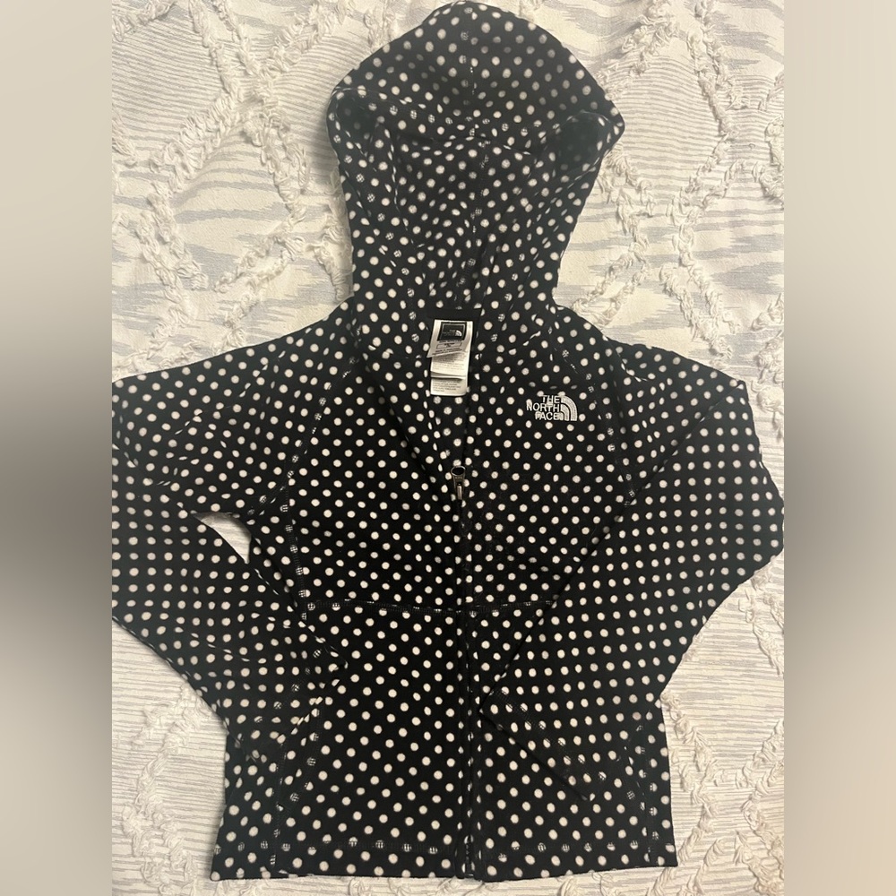 Size 6 girls Northface polka dot fleece.